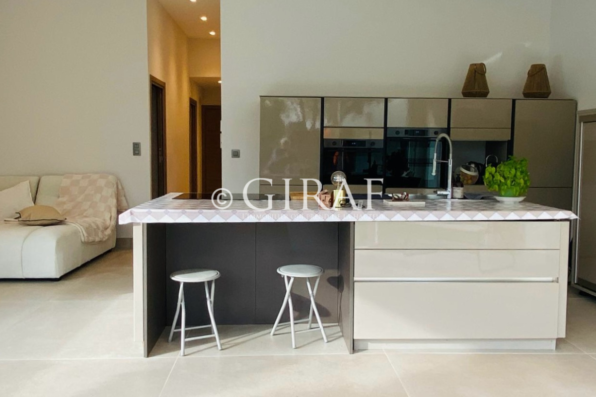 Luxury House for sale in Cagnes-sur-Mer, 1 150 000 €, Photo 3