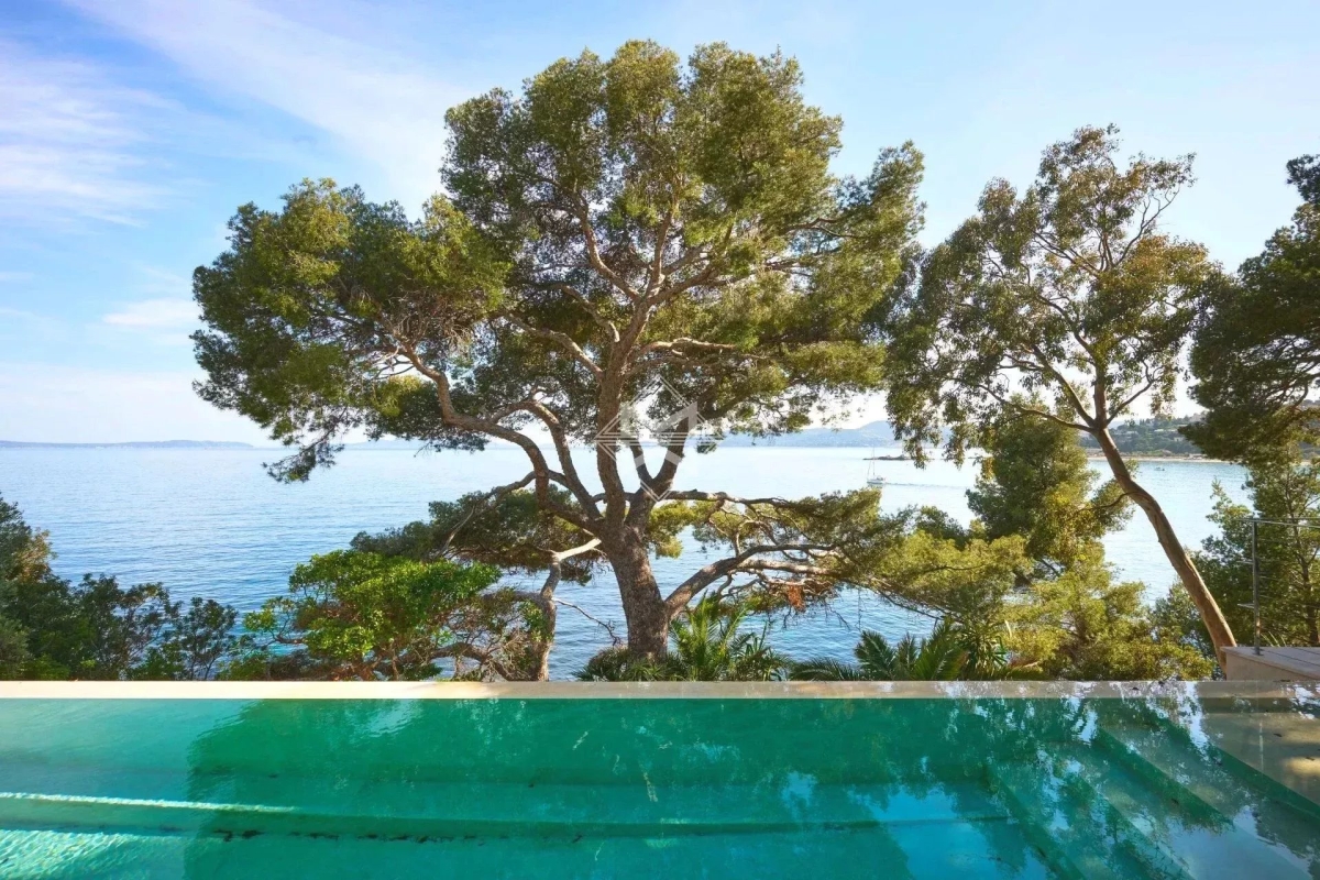 Maison de luxe à vendre à Le Lavandou, 6 240 000 €, Photo 1