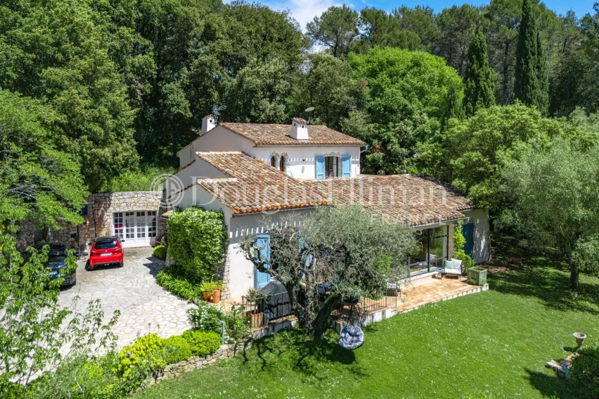 Maison de luxe à vendre à Valbonne, 1 890 000 €, Photo 2