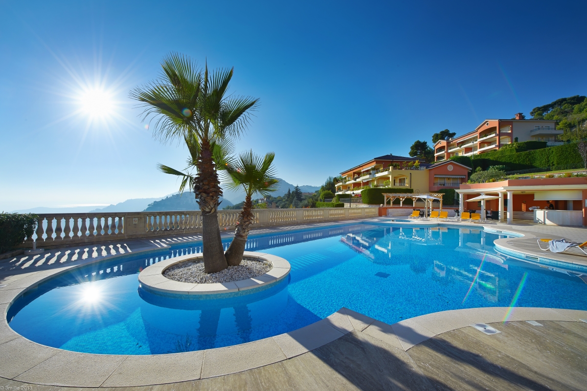 Luxury Apartment for rental in Èze, 3 350 €, Photo 2