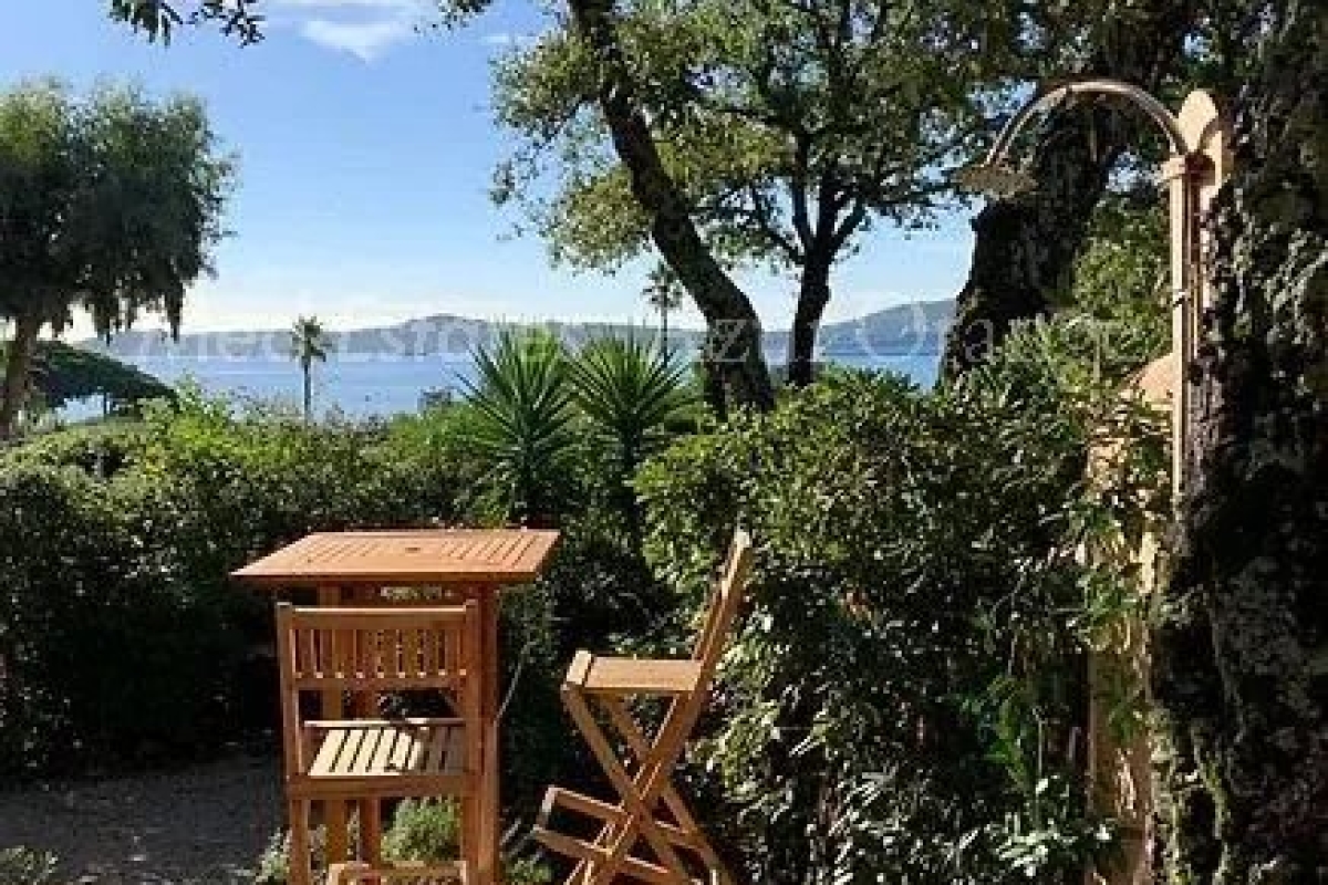 Luxury House for sale in Grimaud, 798 000 €, Photo 1