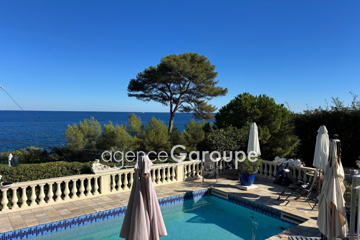 Maison de luxe à vendre à Cap d'Antibes, 2 995 000 €, Photo 1