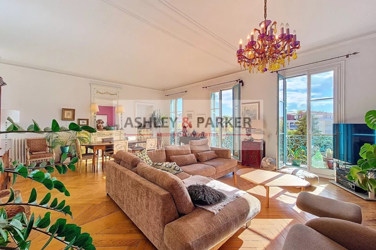 Luxury Apartment for sale in Nice, 1 575 000 €, Photo 2