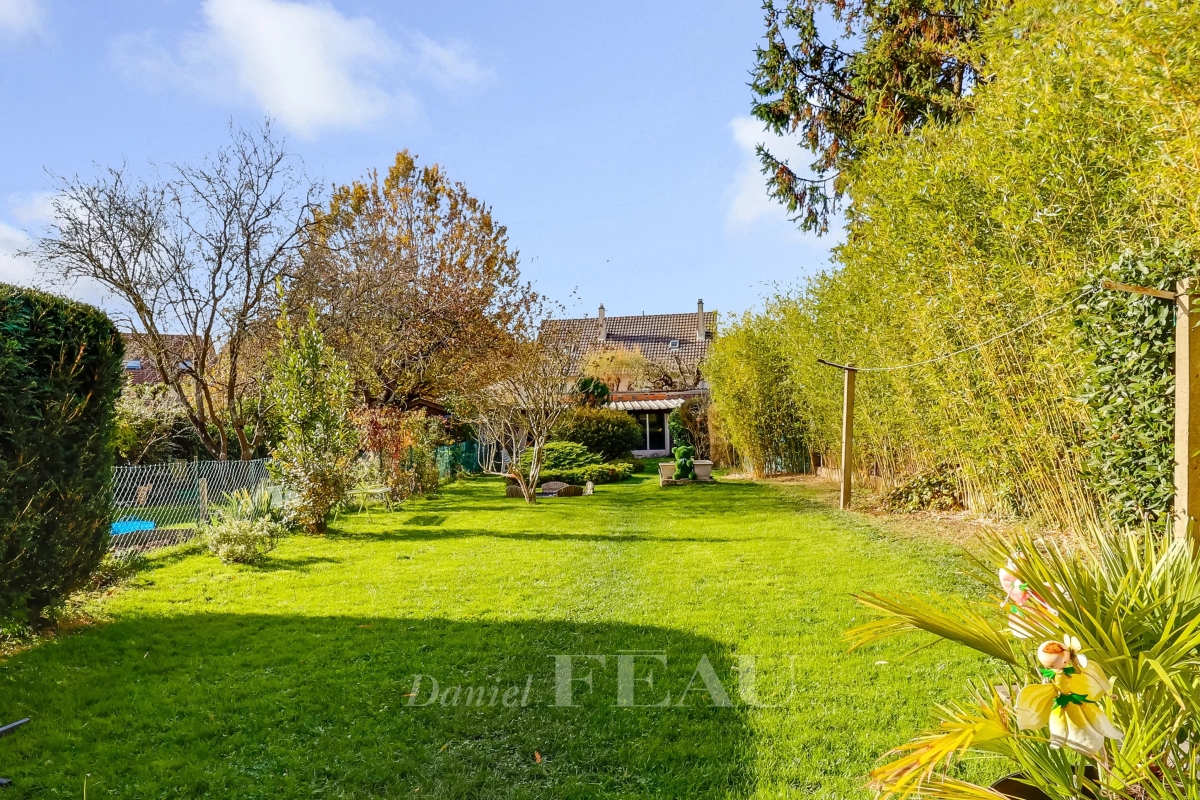 Maison de luxe à vendre à Le Chesnay-Rocquencourt, 850 000 €, Photo 2