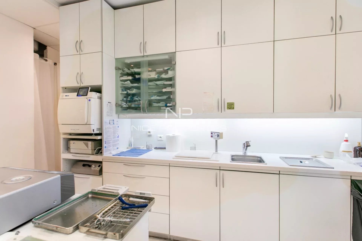 Luxury Apartment for sale in Nice, 990 000 €, Photo 3