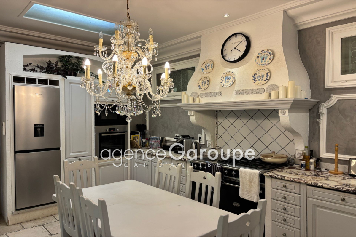 Maison de luxe à vendre à Cap d'Antibes, 2 995 000 €, Photo 5