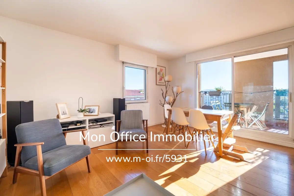 Luxury Apartment for sale in Aix-en-Provence, 520 000 €, Photo 2