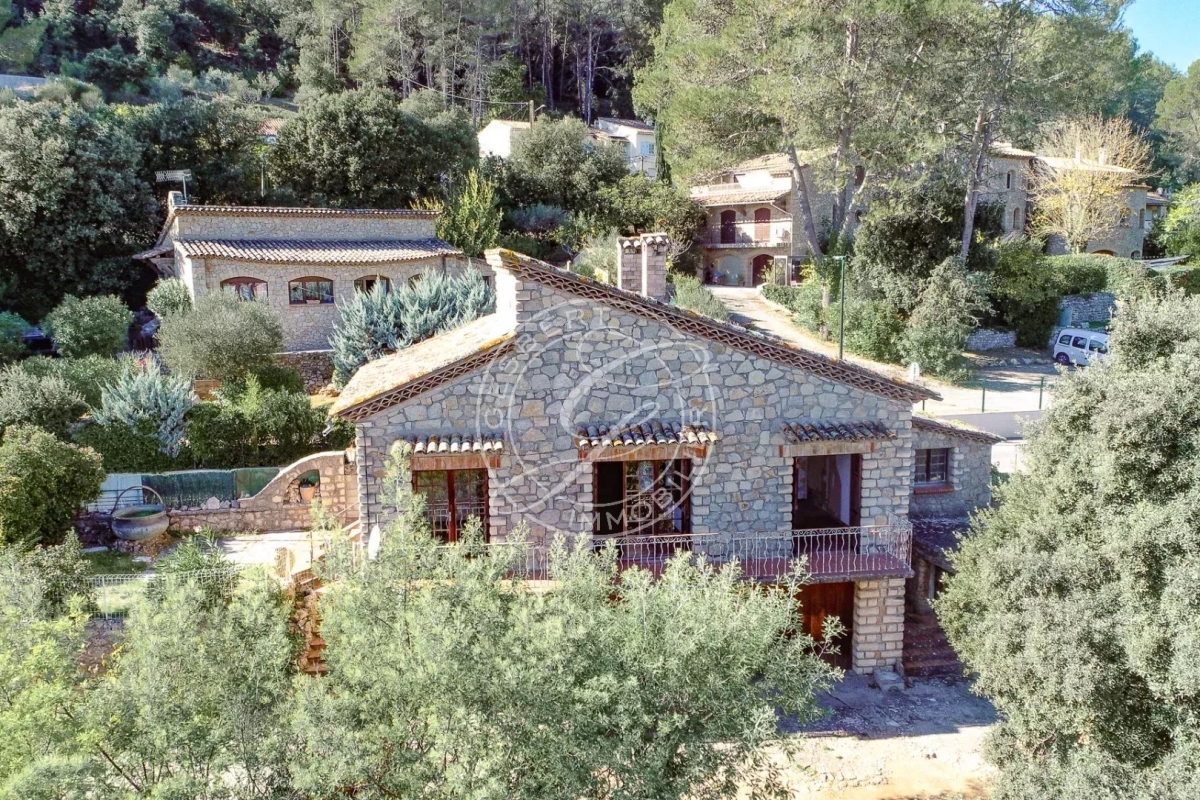 Luxury House for sale in Taradeau, 258 000 €, Photo 1