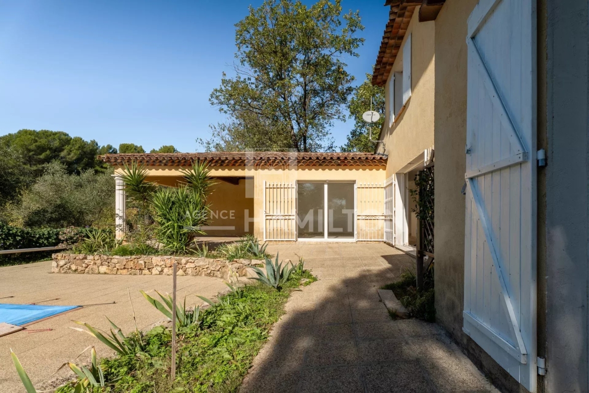 Luxury House for sale in Grasse, 1 090 000 €, Photo 3