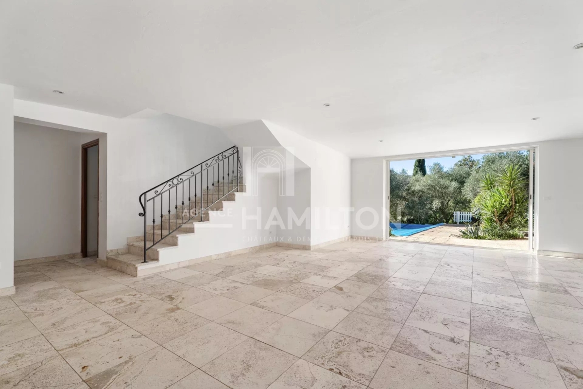 Luxury House for sale in Grasse, 1 090 000 €, Photo 5