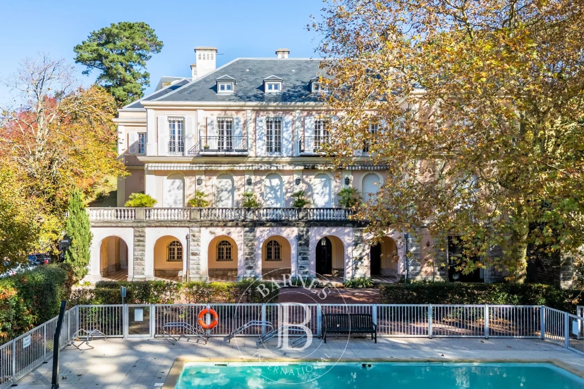Luxury Apartment for sale in Biarritz, 1 365 000 €, Photo 1