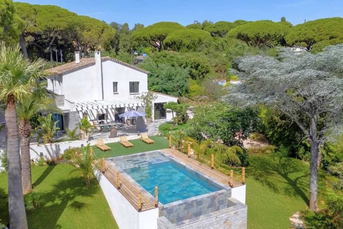 Luxury House for sale in Grimaud, 2 490 000 €, Photo 1