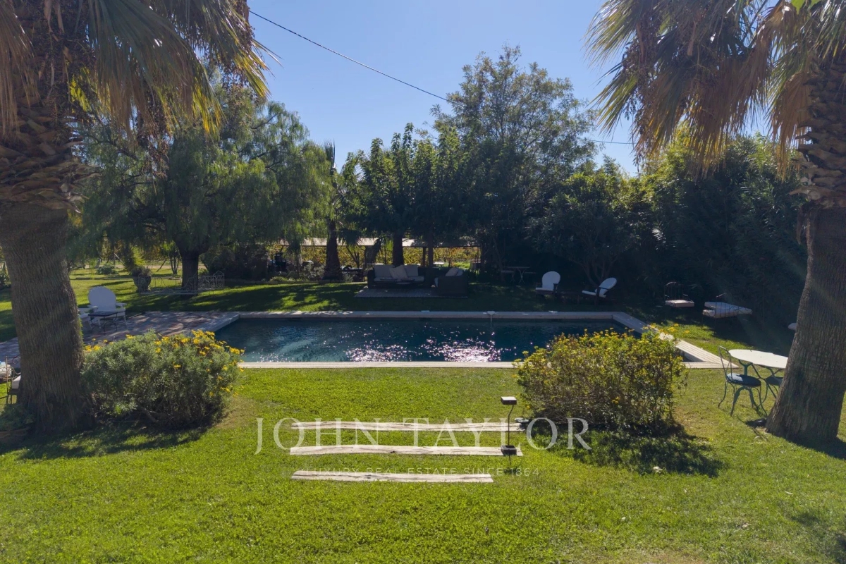 Maison de luxe à vendre à Saint-Cyr-sur-Mer, 1 850 000 €, Photo 2