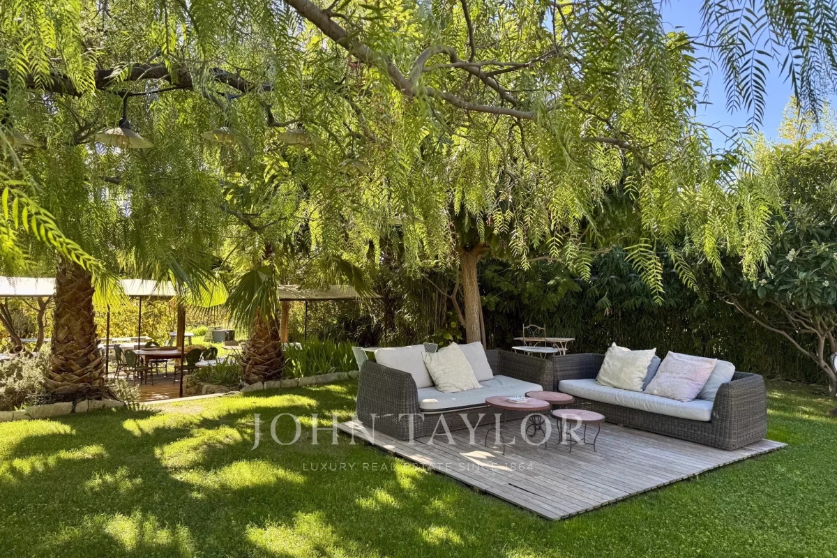 Maison de luxe à vendre à Saint-Cyr-sur-Mer, 1 850 000 €, Photo 5