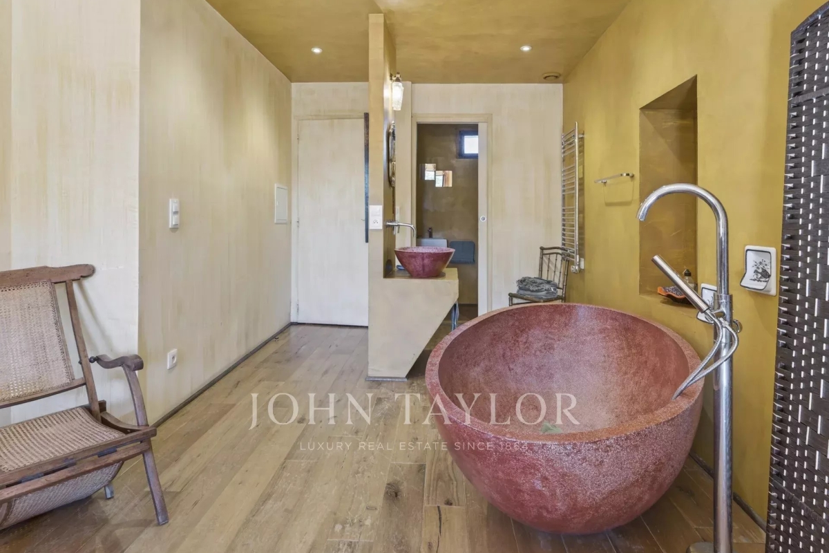 Maison de luxe à vendre à Saint-Cyr-sur-Mer, 1 850 000 €, Photo 7