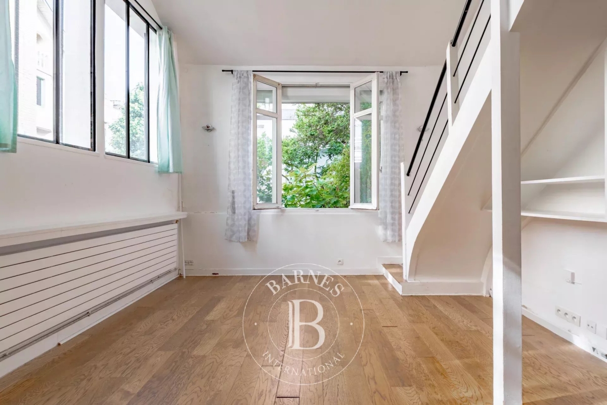 Luxury Apartment for sale in Paris 14Ème, 630 000 €, Photo 1