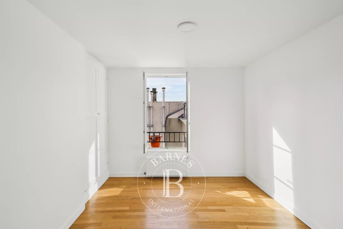 Luxury Apartment for sale in Paris 10ème, 480 000 €, Photo 6