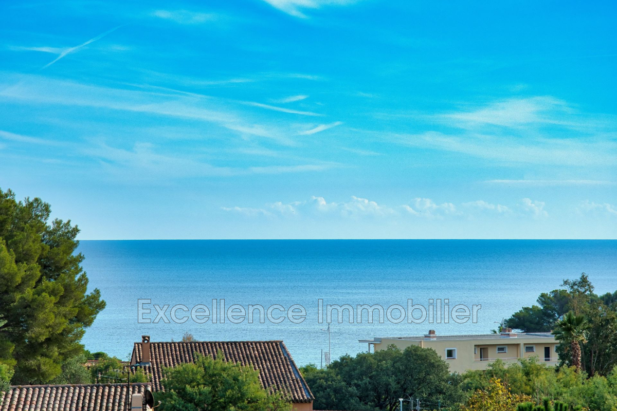 Luxury House for sale in Les Issambres, 1 350 000 €, Photo 1