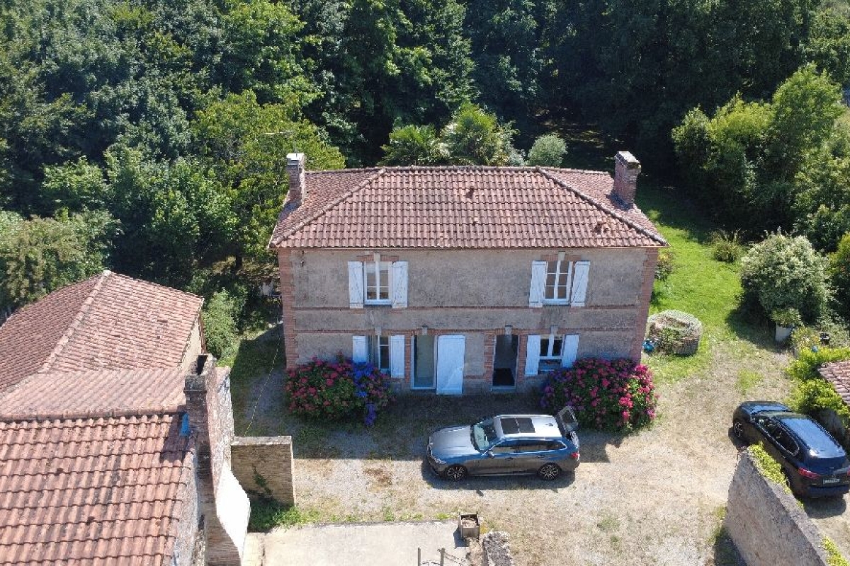 Maison de luxe à vendre à Chaumes-en-Retz, 560 000 €, Photo 2