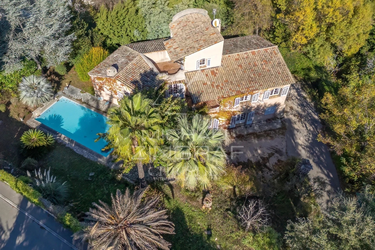 Luxury House for sale in Mandelieu-la-Napoule, 1 696 000 €, Photo 1