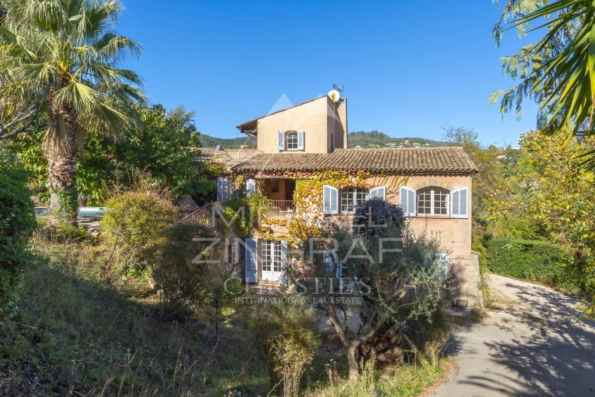 Luxury House for sale in Mandelieu-la-Napoule, 1 696 000 €, Photo 2