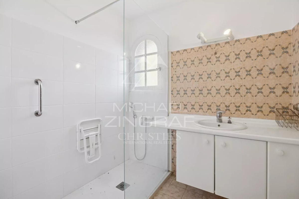 Luxury House for sale in Mandelieu-la-Napoule, 1 696 000 €, Photo 6