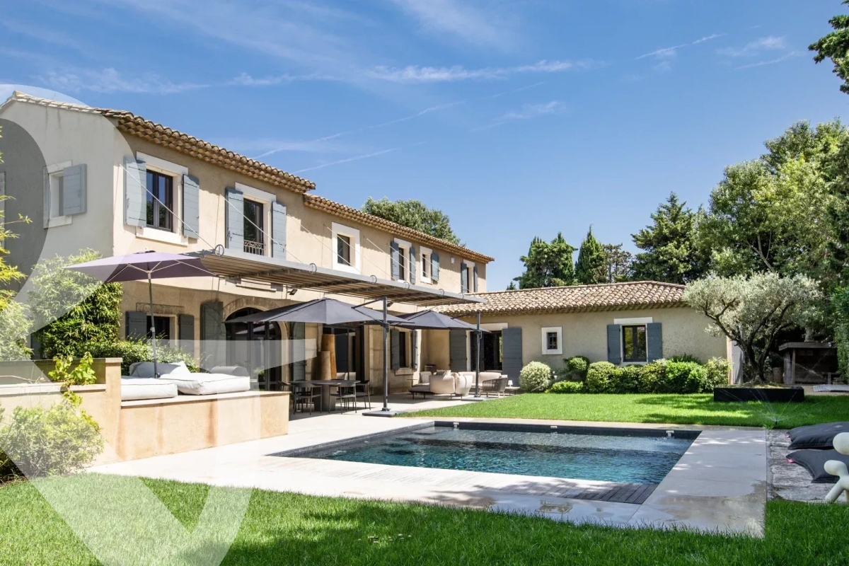 Maison de luxe à vendre à Maussane les Alpilles, 1 855 000 €, Photo 1