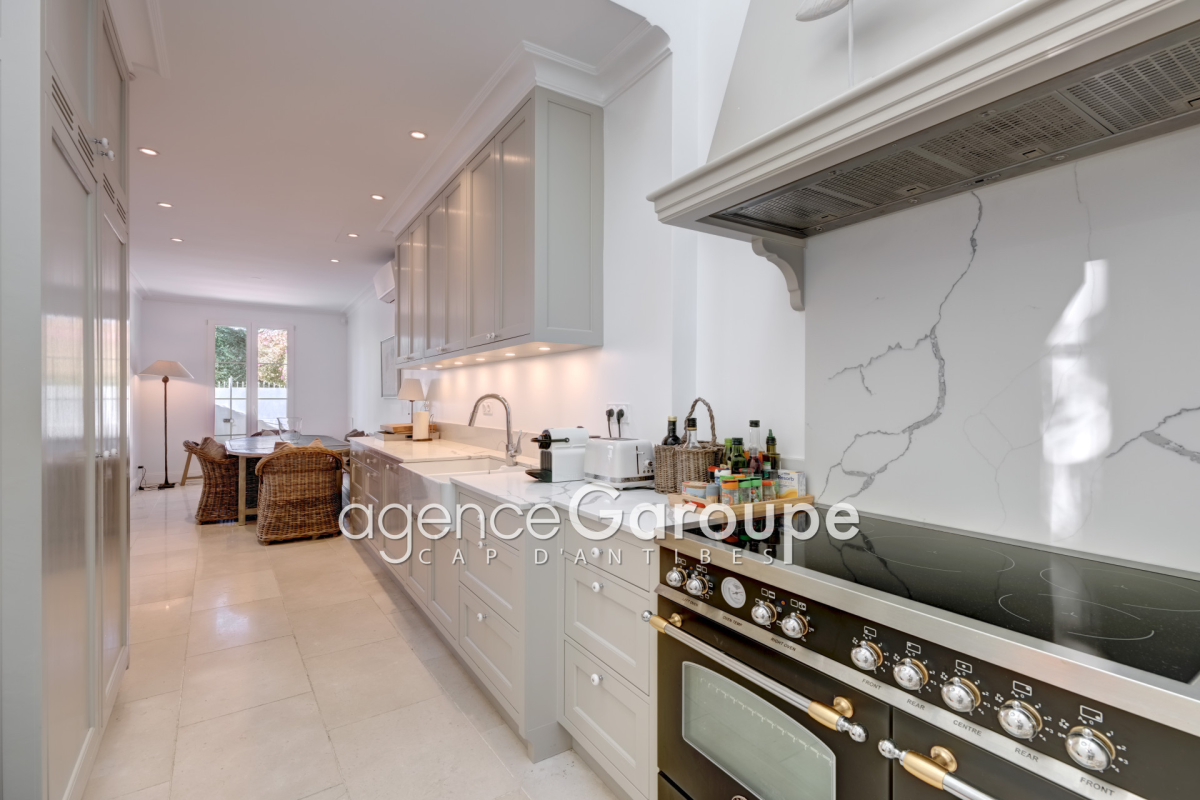 Maison de luxe à vendre à Cap d'Antibes, 3 395 000 €, Photo 6