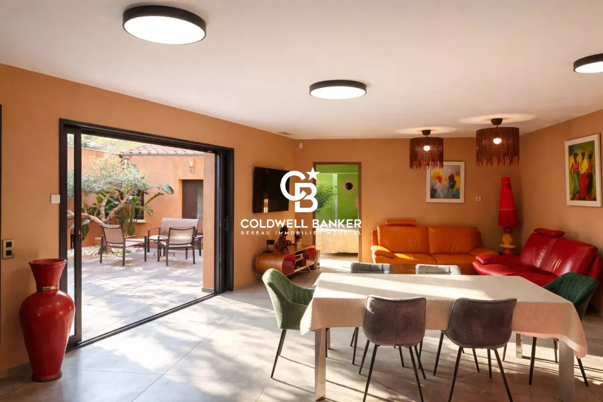 Maison de luxe à vendre à Hyères, 1 236 000 €, Photo 3