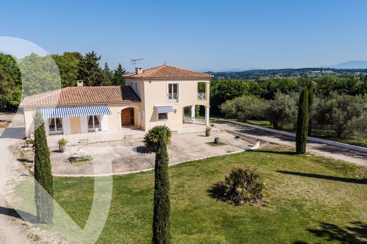Maison de luxe à vendre à Eyragues, 795 000 €, Photo 2