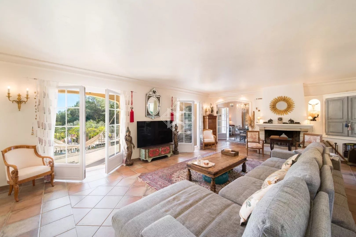 Maison de luxe à vendre à Le Rouret, 1 790 000 €, Photo 7