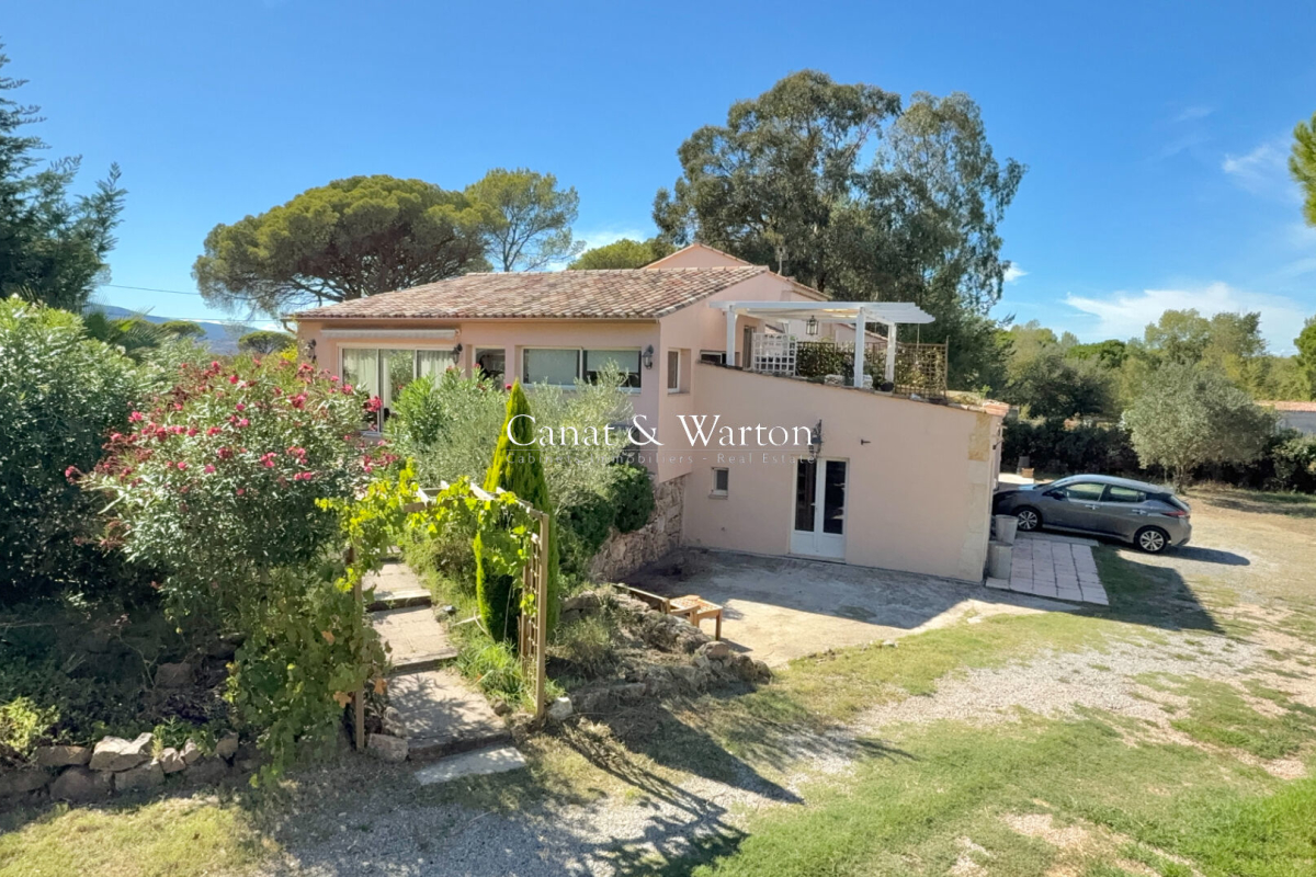 Maison de luxe à vendre à Puget-sur-Argens, 790 000 €, Photo 4