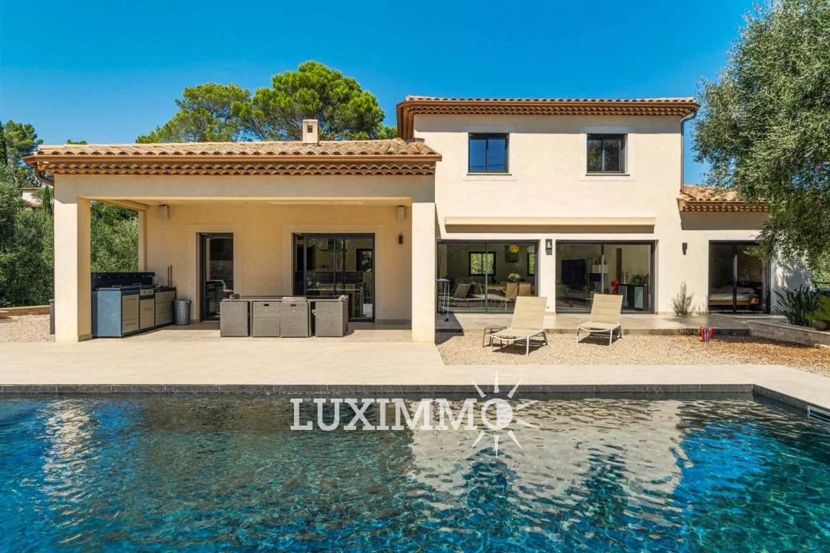 Maison de luxe à vendre à Mougins, 1 490 000 €, Photo 1