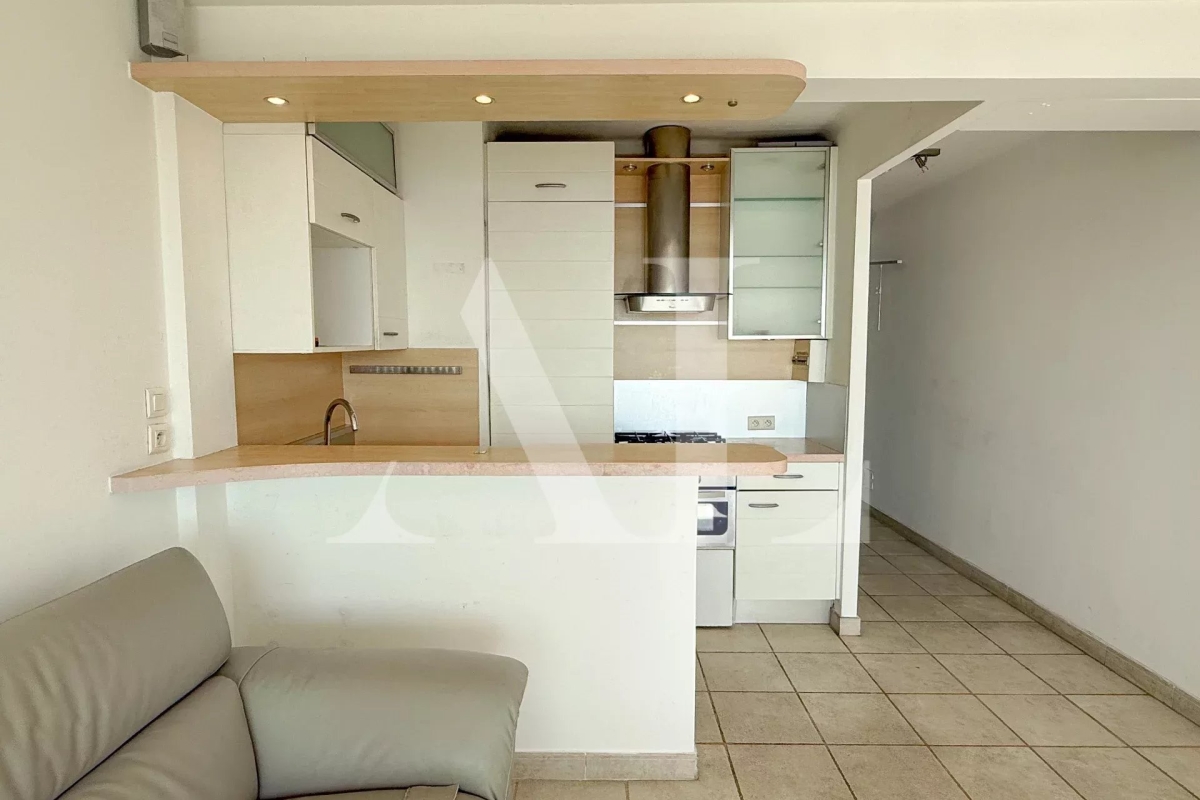 Appartement de luxe à vendre à Le Golfe Juan, 529 900 €, Photo 4