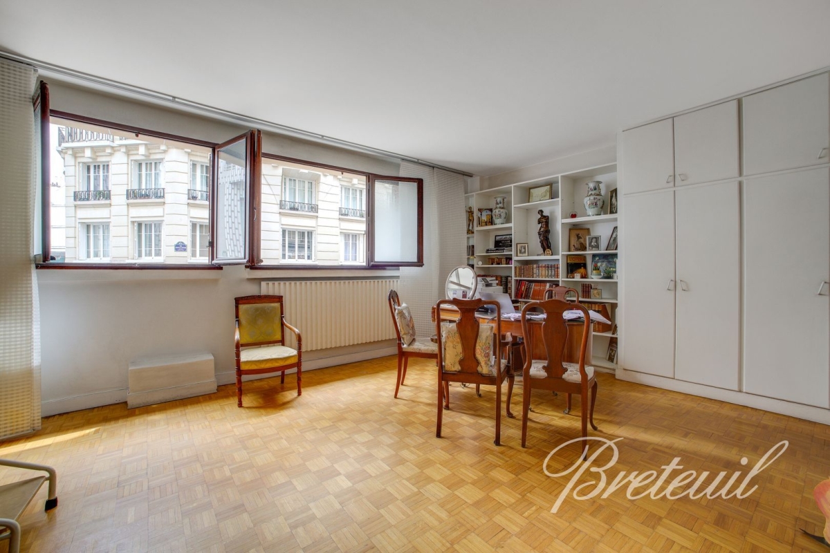 Appartement de luxe à vendre à Paris 16Ème, 692 000 €, Photo 1