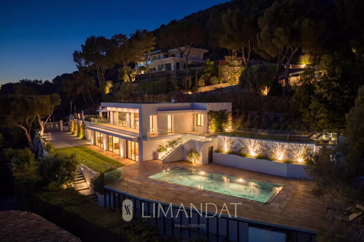 Maison de luxe à vendre à Roquebrune-Cap-Martin, 5 950 000 €, Photo 1