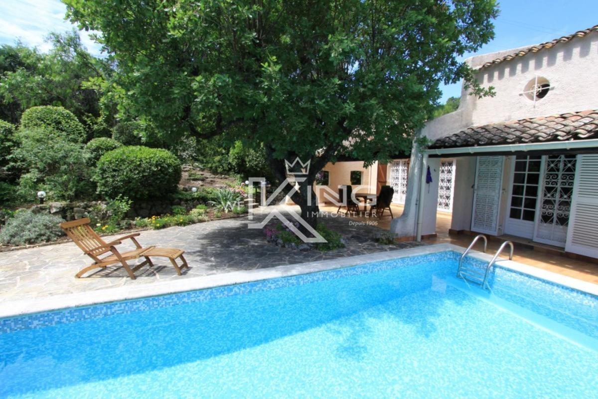 Maison de luxe à vendre à Fréjus, 990 000 €, Photo 2