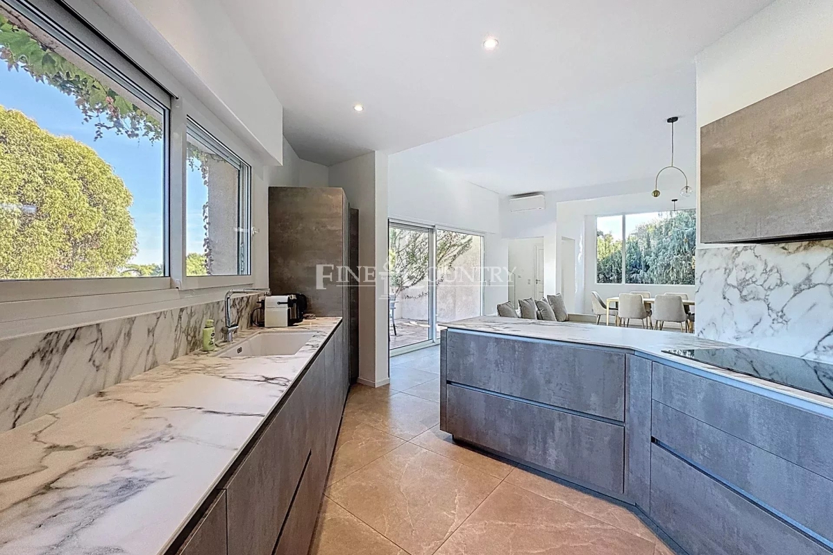 Maison de luxe à vendre à Vallauris, 3 200 000 €, Photo 4