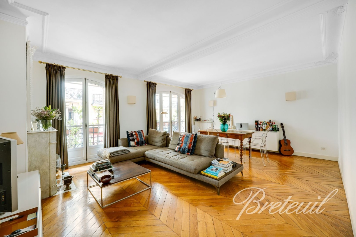 Appartement de luxe à vendre à Paris 18Ème, 850 000 €, Photo 3