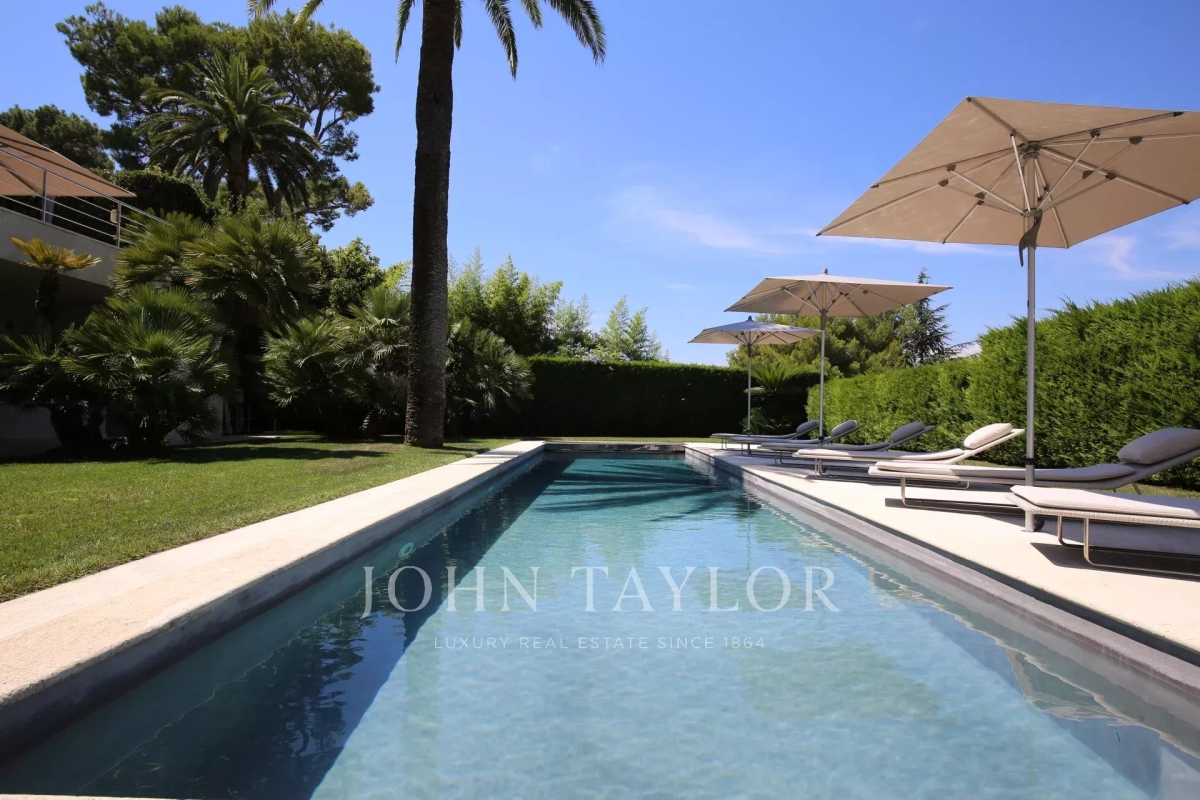 Maison de luxe à vendre à Cap d'Antibes, 4 900 000 €, Photo 2