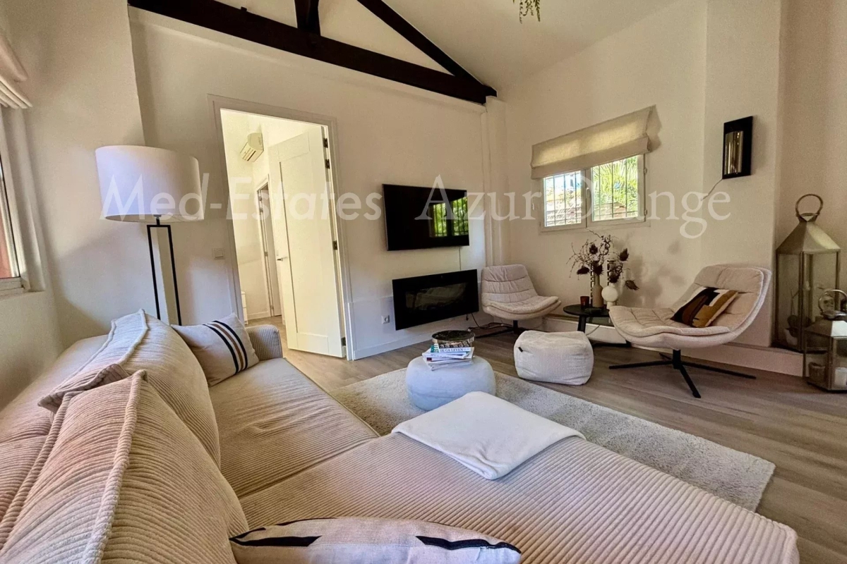 Luxury Apartment for sale in Grimaud, 560 000 €, Photo 2