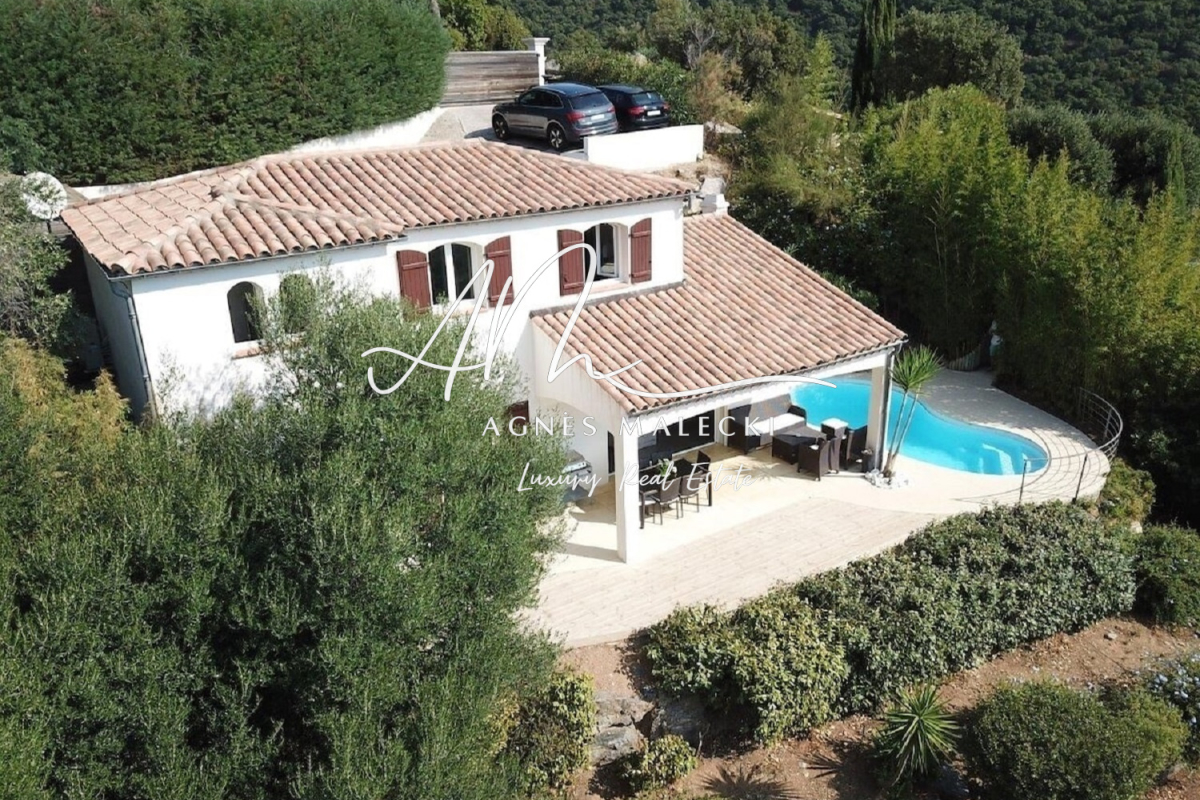 Luxury House for sale in Cavalaire-sur-Mer, 1 365 000 €, Photo 2