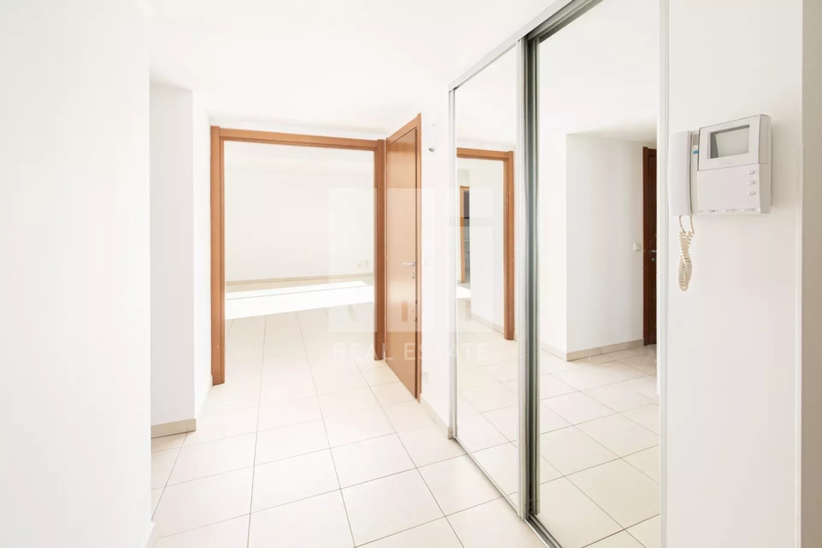 Appartement de luxe à vendre à Cannes, 550 000 €, Photo 3