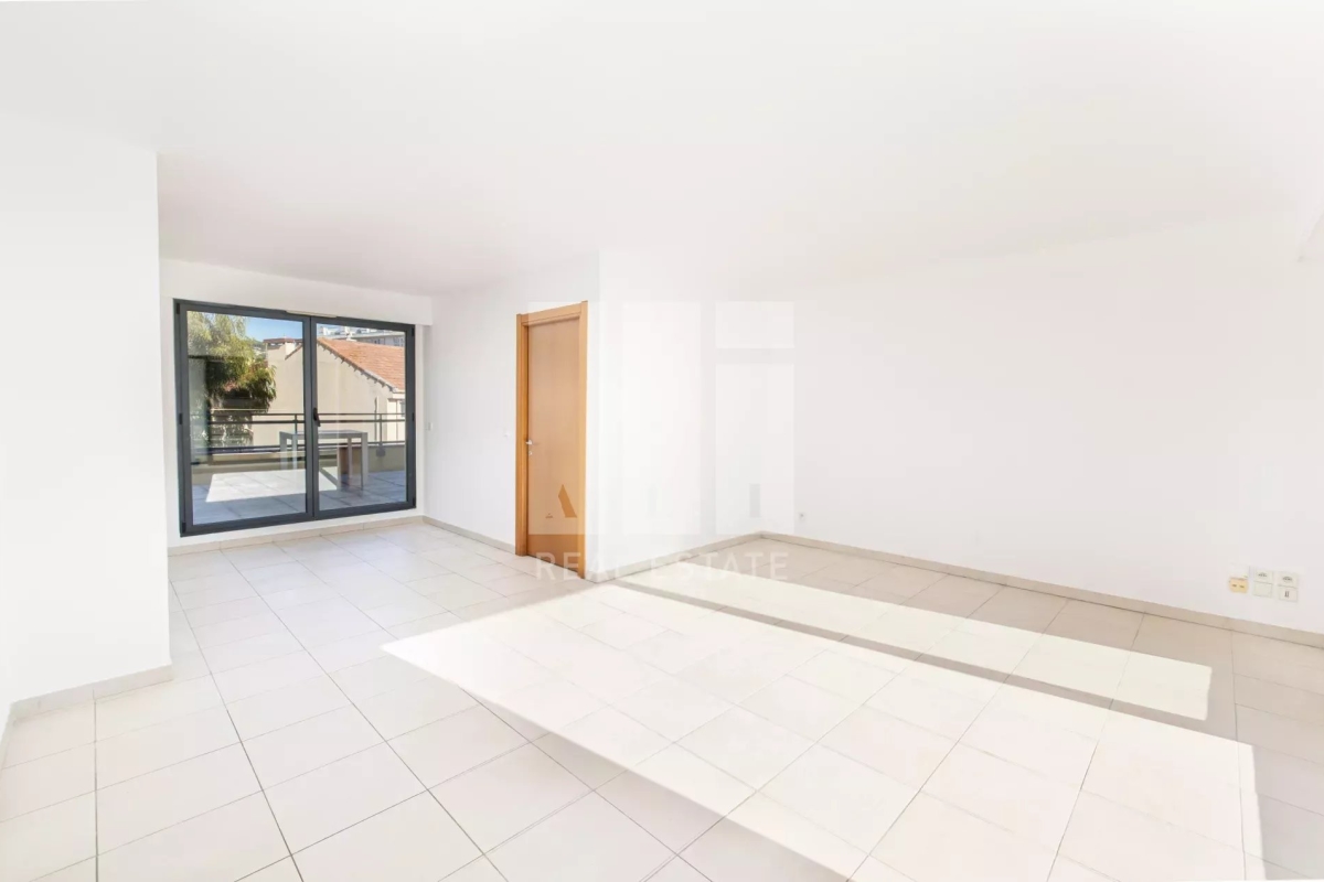 Appartement de luxe à vendre à Cannes, 550 000 €, Photo 5