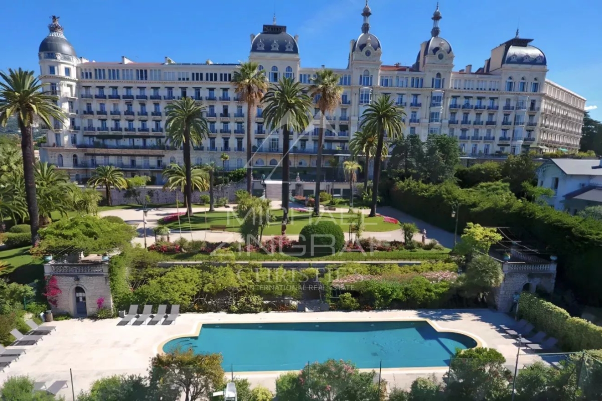 Luxury Apartment for rental in Nice, 8 900 €, Photo 1