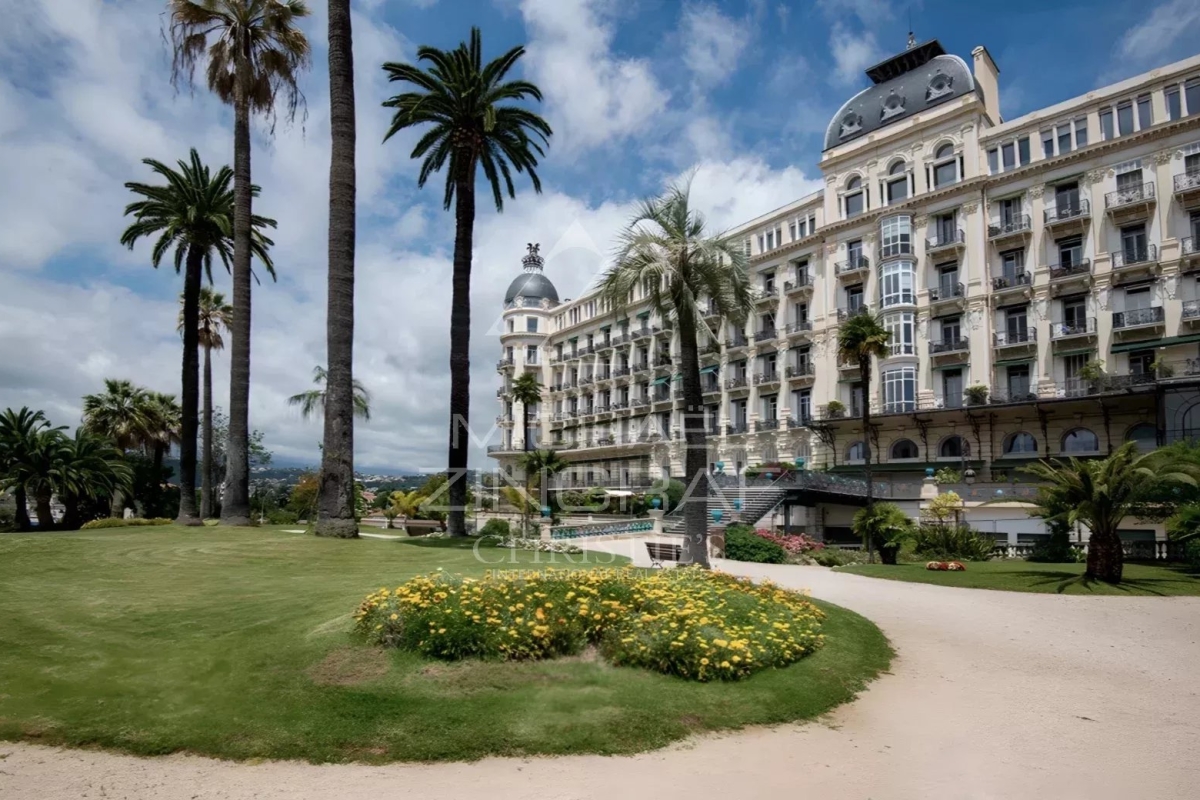 Luxury Apartment for rental in Nice, 8 900 €, Photo 4