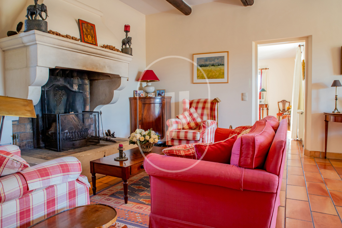 Maison de luxe à vendre à Sainte-Cécile-les-Vignes, 1 095 000 €, Photo 3