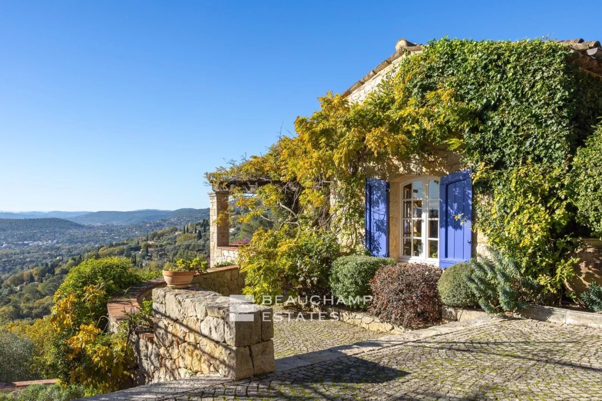 Maison de luxe à vendre à Grasse, 2 250 000 €, Photo 1