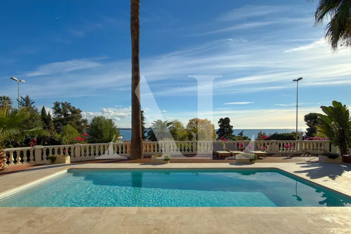 Maison de luxe à vendre à Le Golfe Juan, 1 300 000 €, Photo 2
