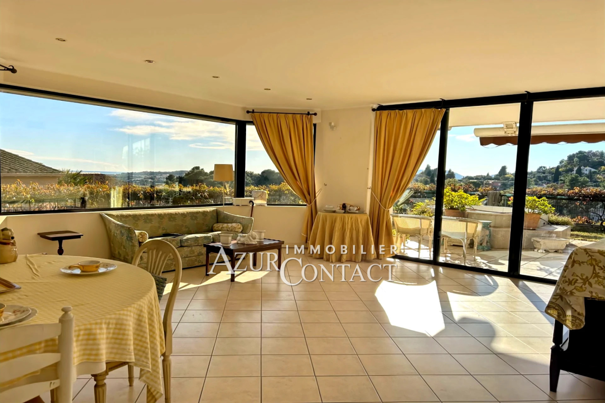 Luxury Apartment for sale in Mougins, 850 000 €, Photo 2